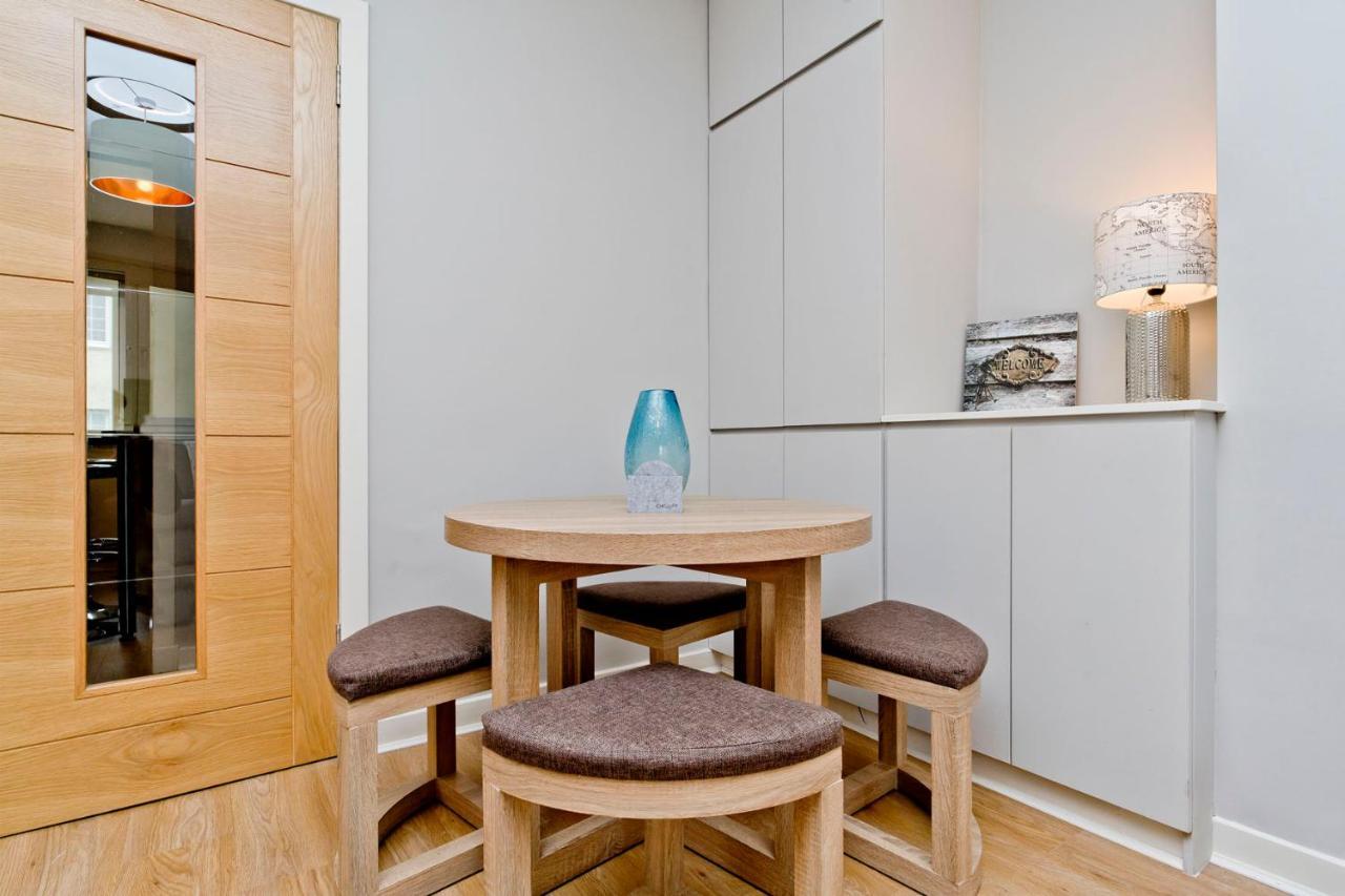 Charming Old Town 2 Bed Apt, 2Mins From Royal Mile Edinburgh Ngoại thất bức ảnh