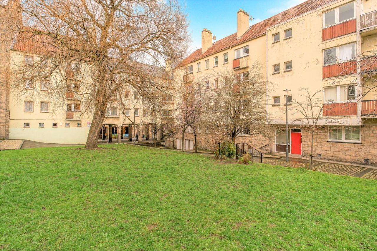 Charming Old Town 2 Bed Apt, 2Mins From Royal Mile Edinburgh Ngoại thất bức ảnh