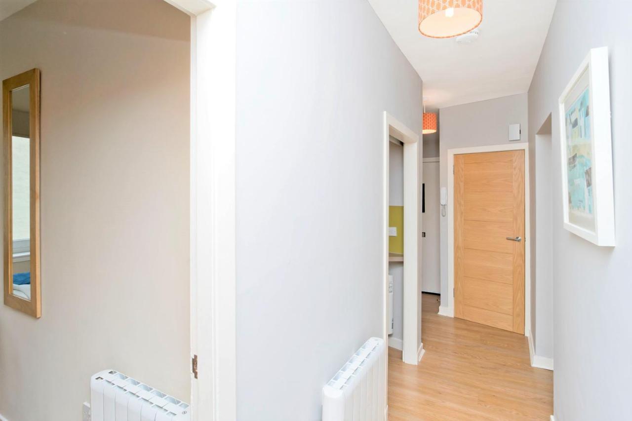 Charming Old Town 2 Bed Apt, 2Mins From Royal Mile Edinburgh Ngoại thất bức ảnh