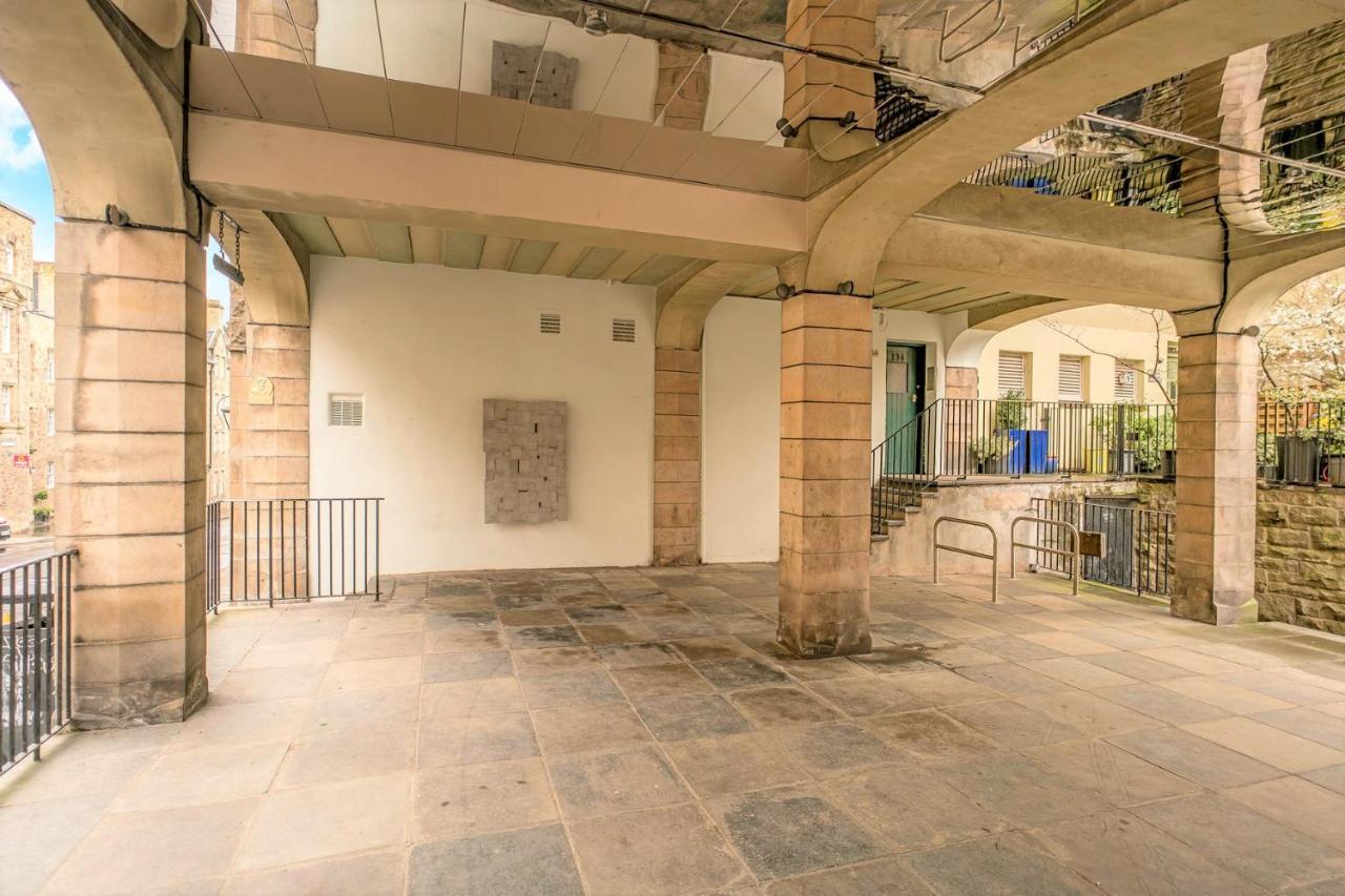 Charming Old Town 2 Bed Apt, 2Mins From Royal Mile Edinburgh Ngoại thất bức ảnh